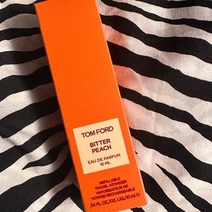 Tom Ford Bitter Peach perfume spray, travel size